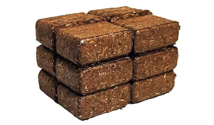 Rindenholzbriketts Gluthalter in RUF-Form